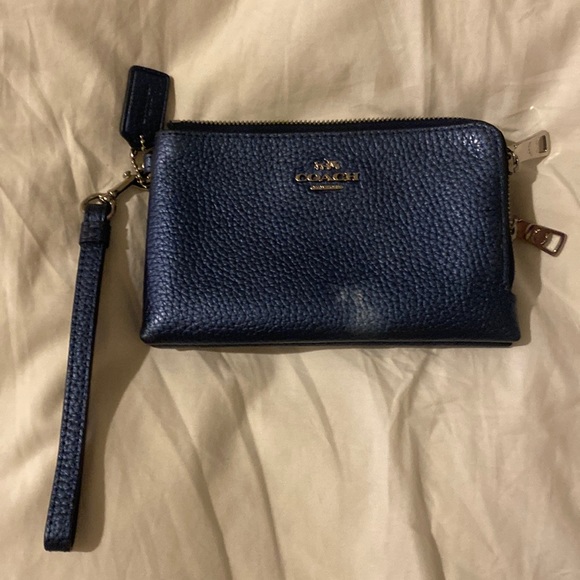 Coach clutch - Picture 1 of 6